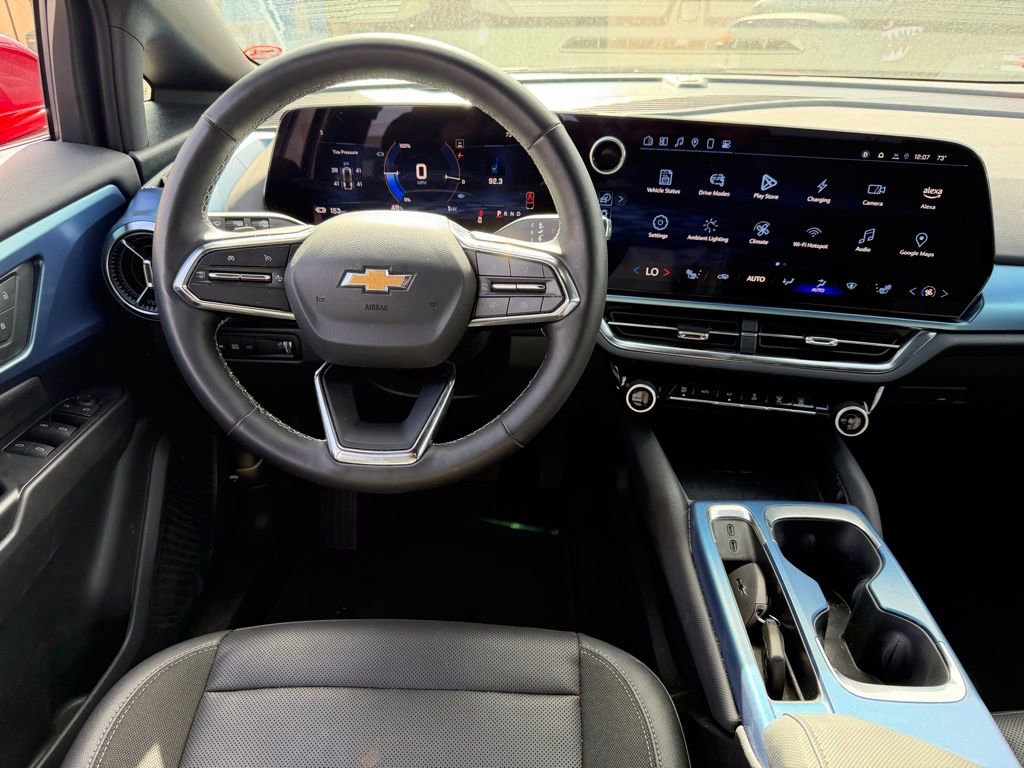 Used 2025 Chevrolet Equinox EV LT w/ Convenience Package image 10