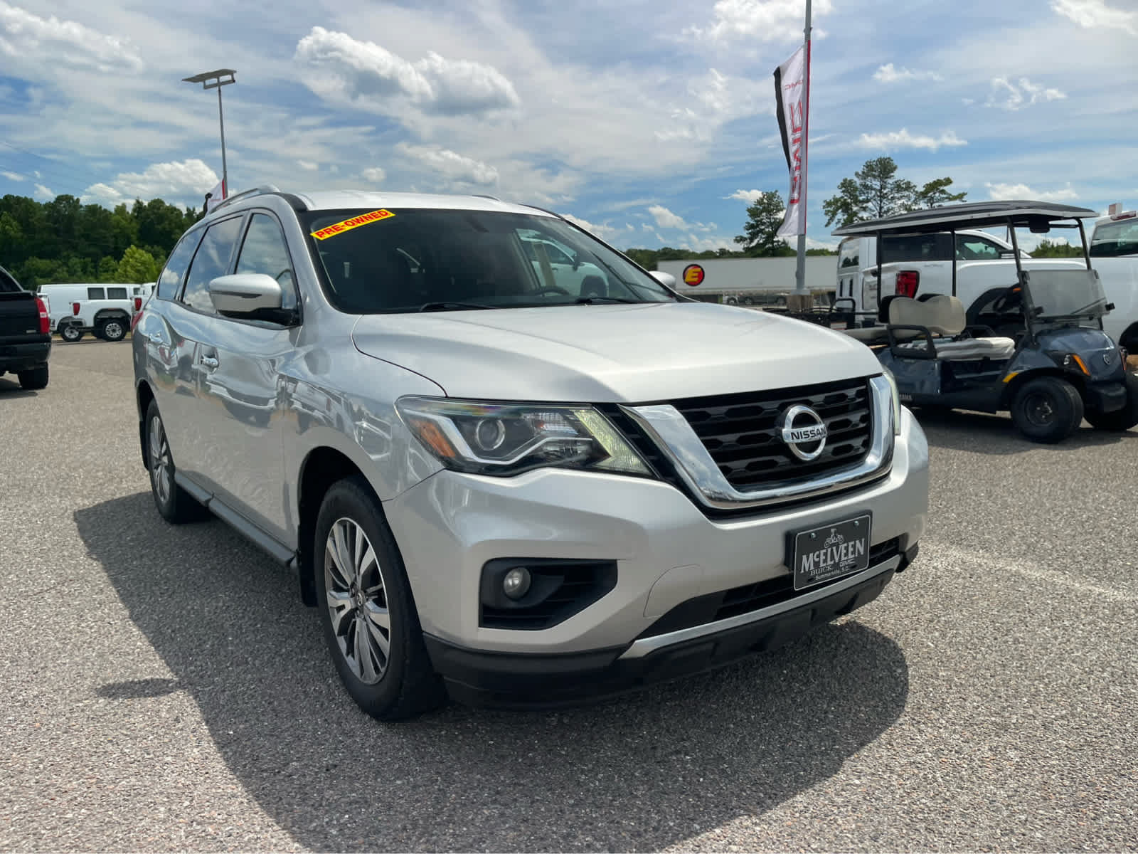 Used 2019 Nissan Pathfinder SV AWD/4WD image 3