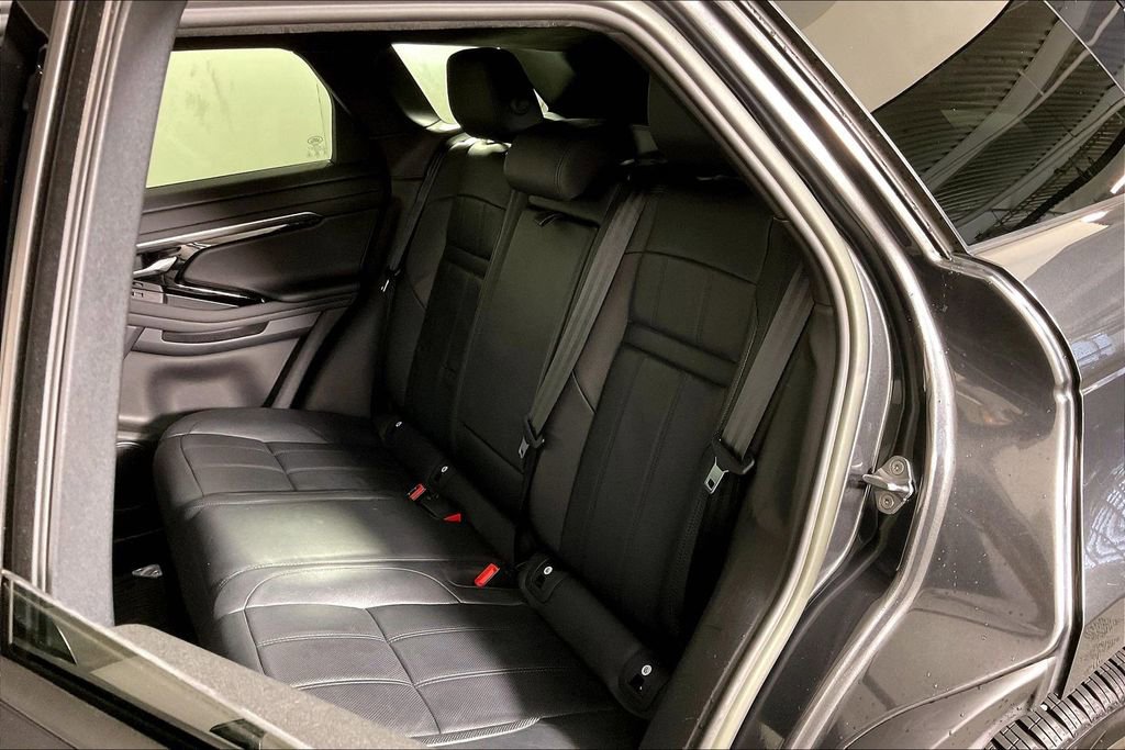 Used 2023 Land Rover Range Rover Evoque HST image 25
