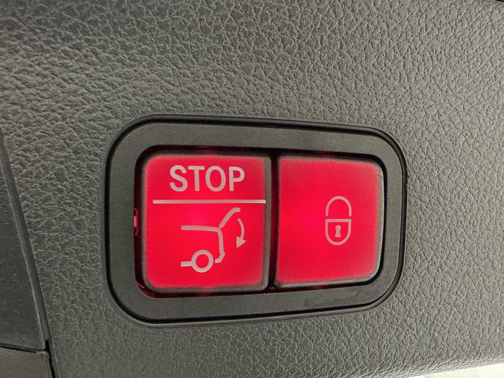 Certified 2024 Mercedes-Benz GLS 450 4MATIC image 25