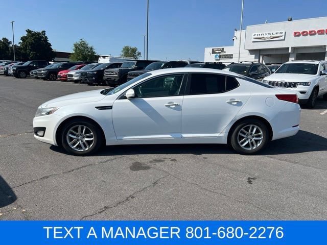 Used 2013 Kia Optima LX w/ Convenience Plus Pkg FWD image 2