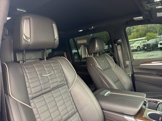 Used 2025 Cadillac Escalade ESV Premium Luxury Platinum w/ LPO, Floor Liner Package AWD/4WD image 14