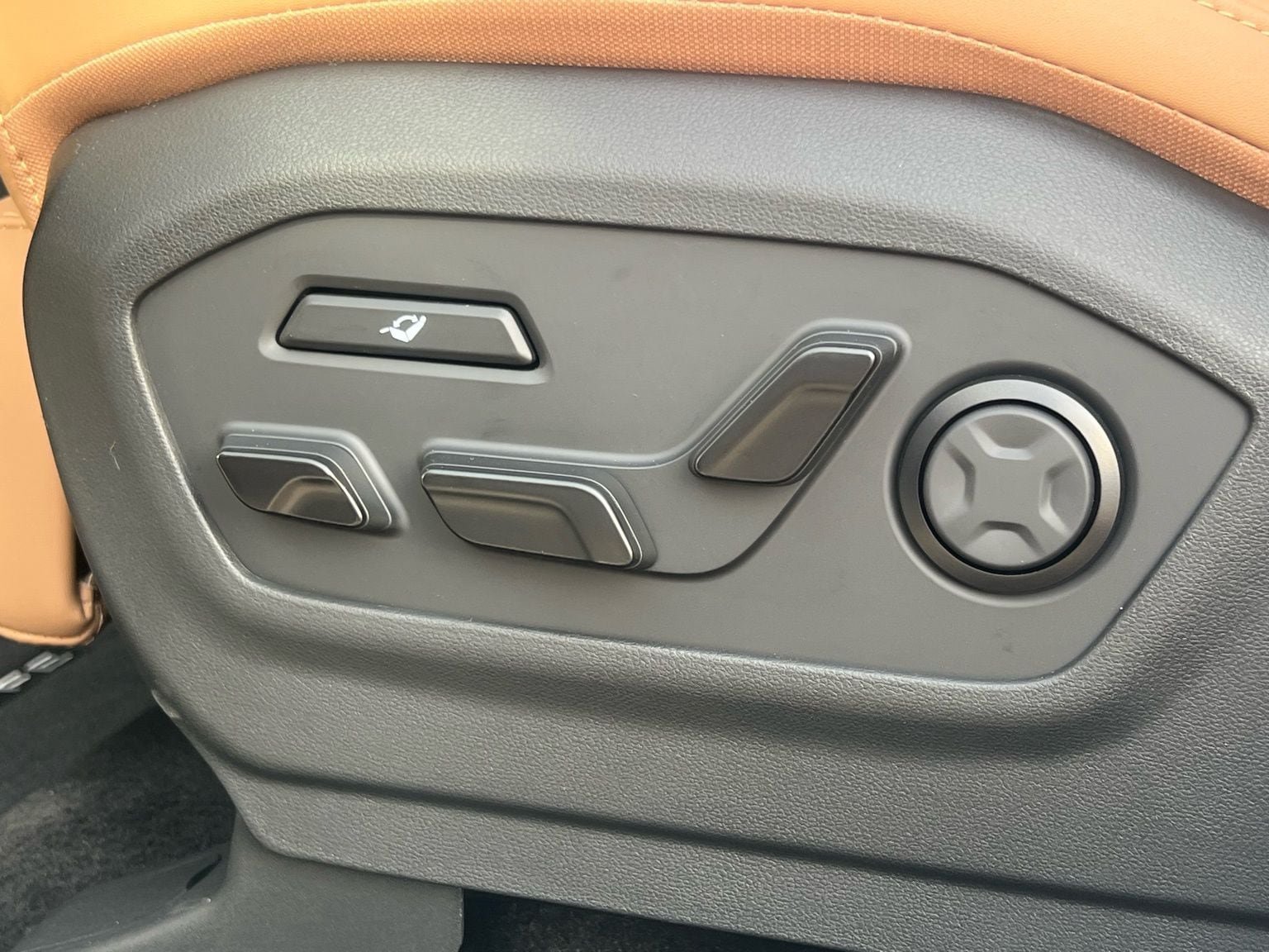 New 2026 Hyundai Santa Fe Calligraphy AWD/4WD image 32