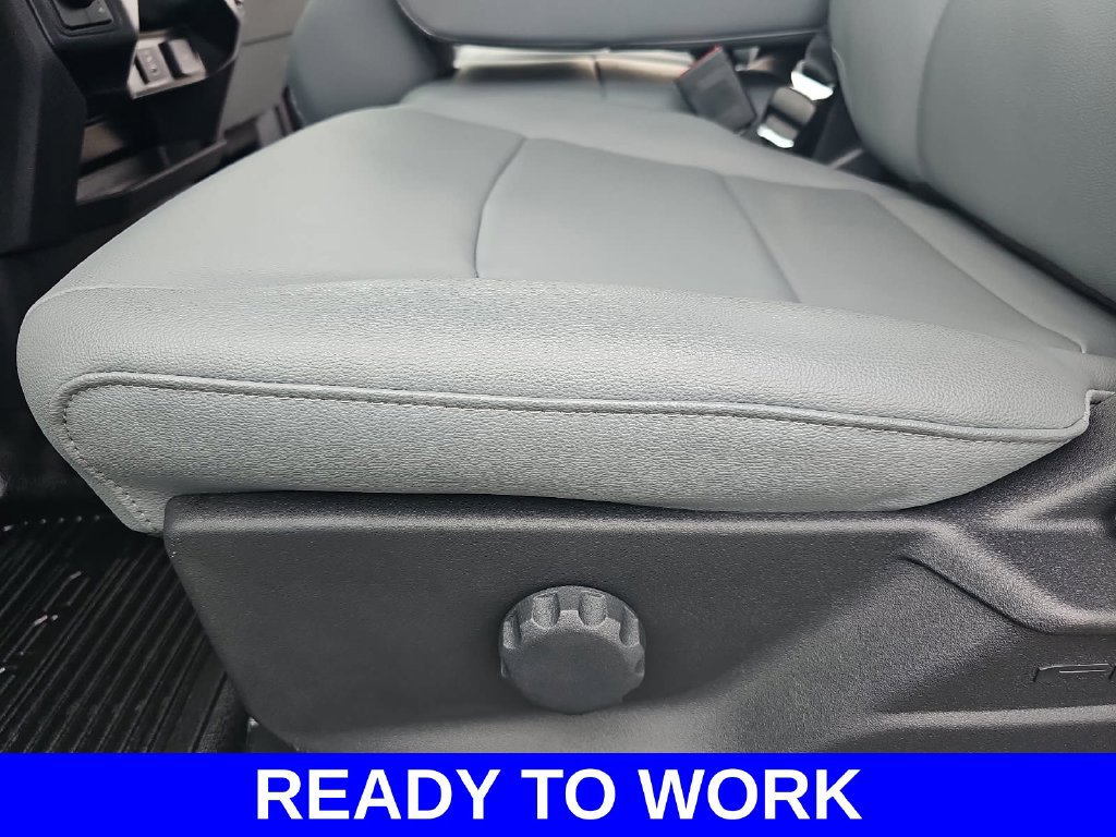 New 2027 Ford F550 4x4 Regular Cab Super Duty image 26