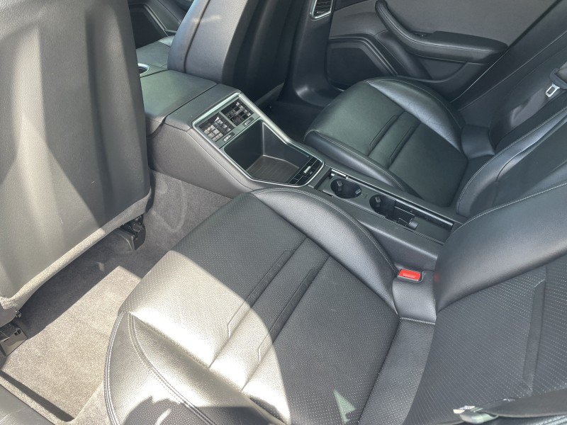 Used 2021 Porsche Panamera RWD image 13