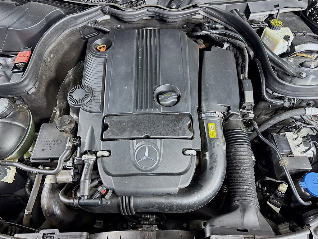 Used 2014 Mercedes-Benz C 250 Sedan image 31
