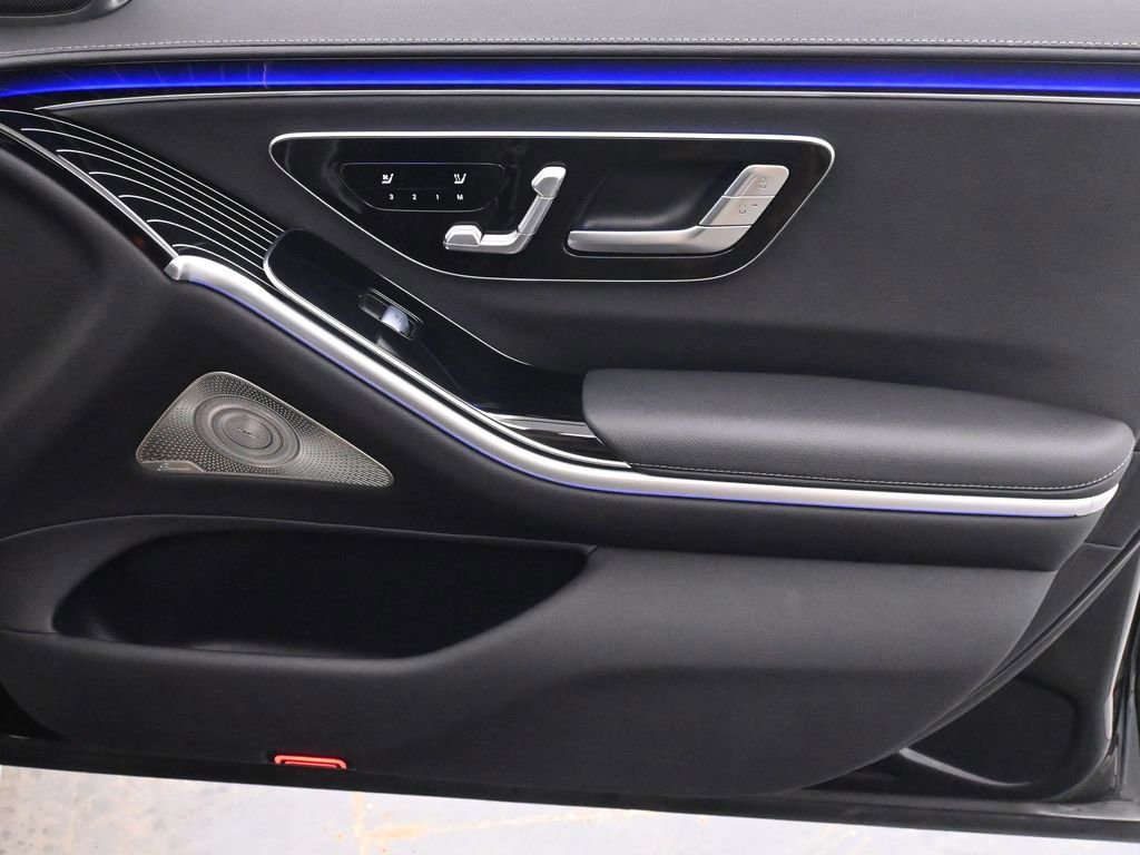 Used 2023 Mercedes-Benz S 500 4MATIC w/ AMG Line image 25