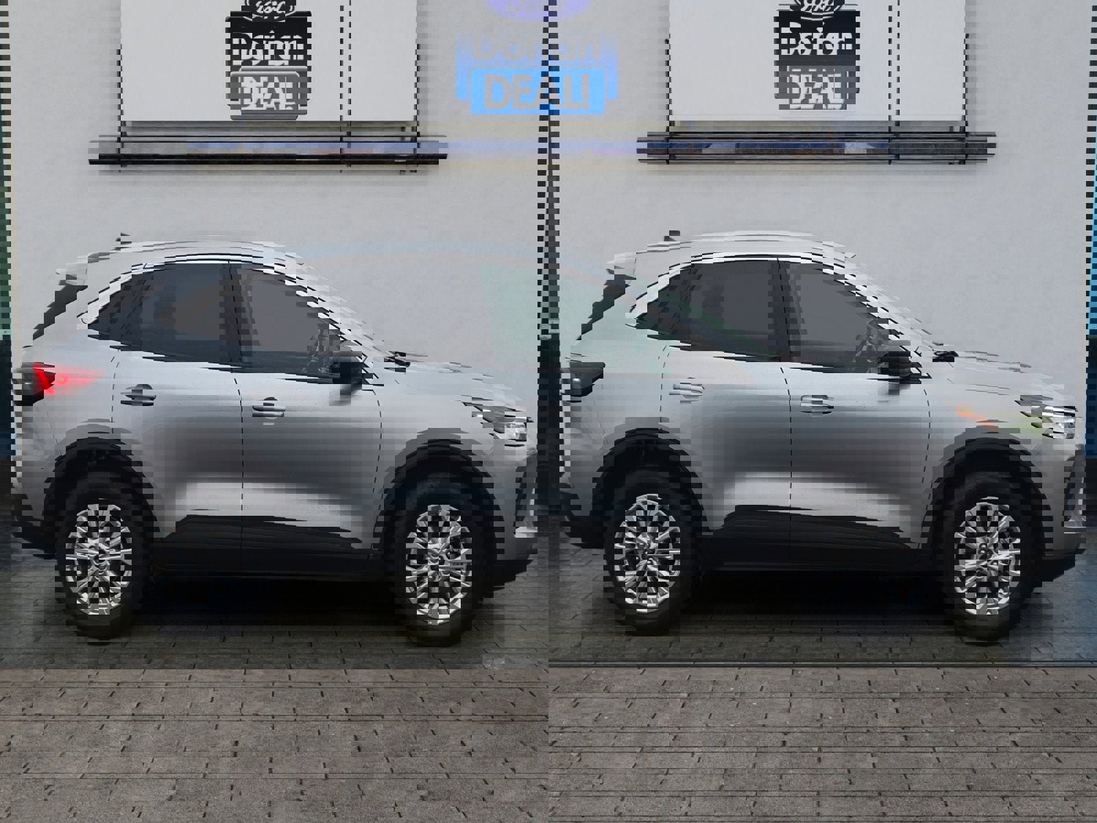 Used 2023 Ford Escape Active image 2
