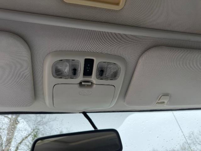 Used 2010 Ford Escape XLT FWD image 25