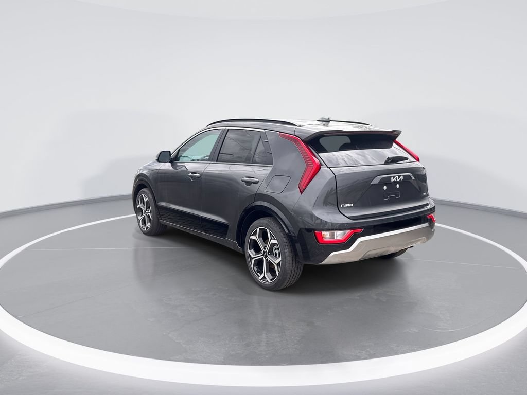 Used 2025 Kia Niro EX Touring FWD image 6