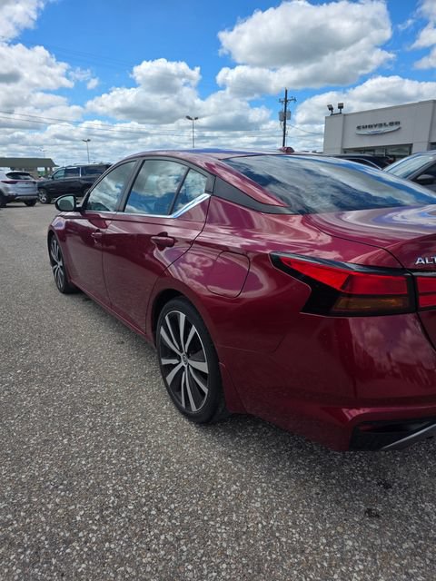 Used 2020 Nissan Altima 2.0 SR FWD image 6