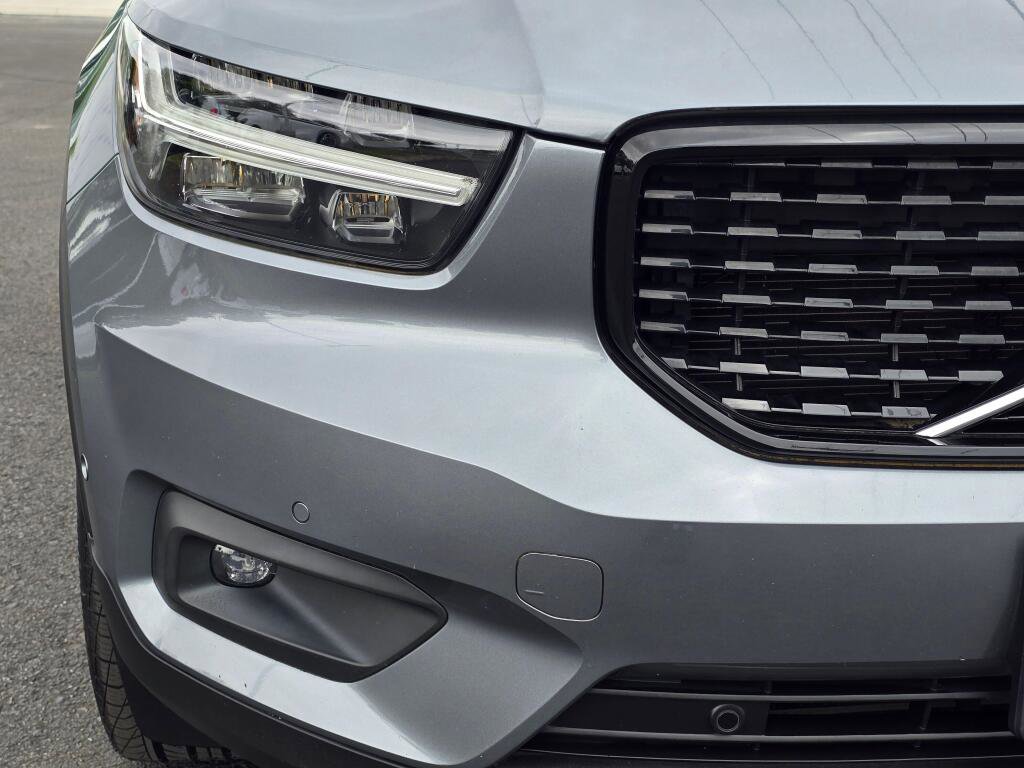 Used 2019 Volvo XC40 T5 R-Design AWD/4WD image 31