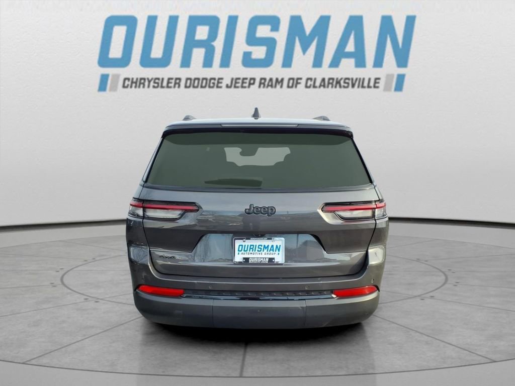 Certified 2024 Jeep Grand Cherokee L Laredo image 4