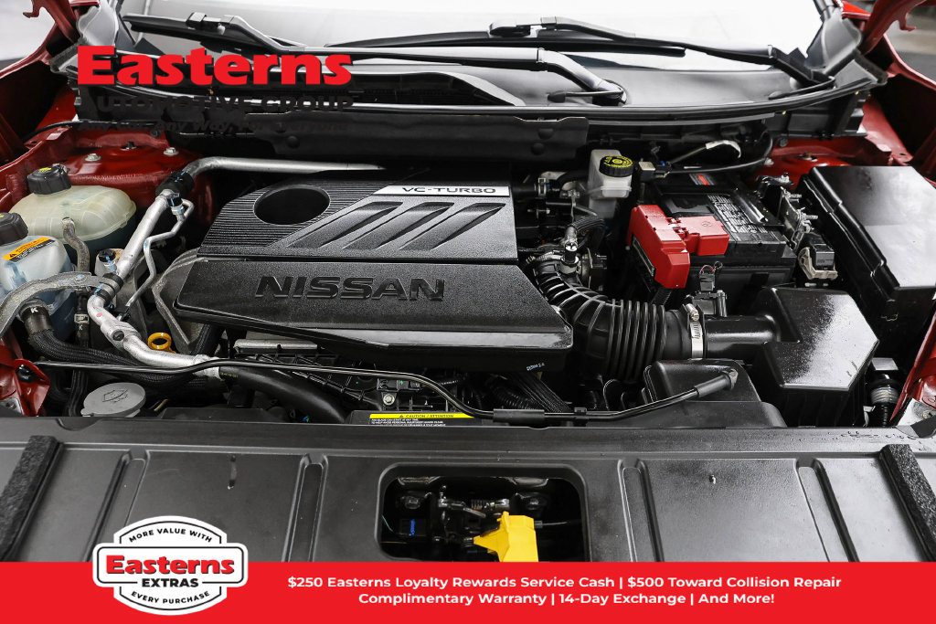 Used 2023 Nissan Rogue S AWD/4WD image 8