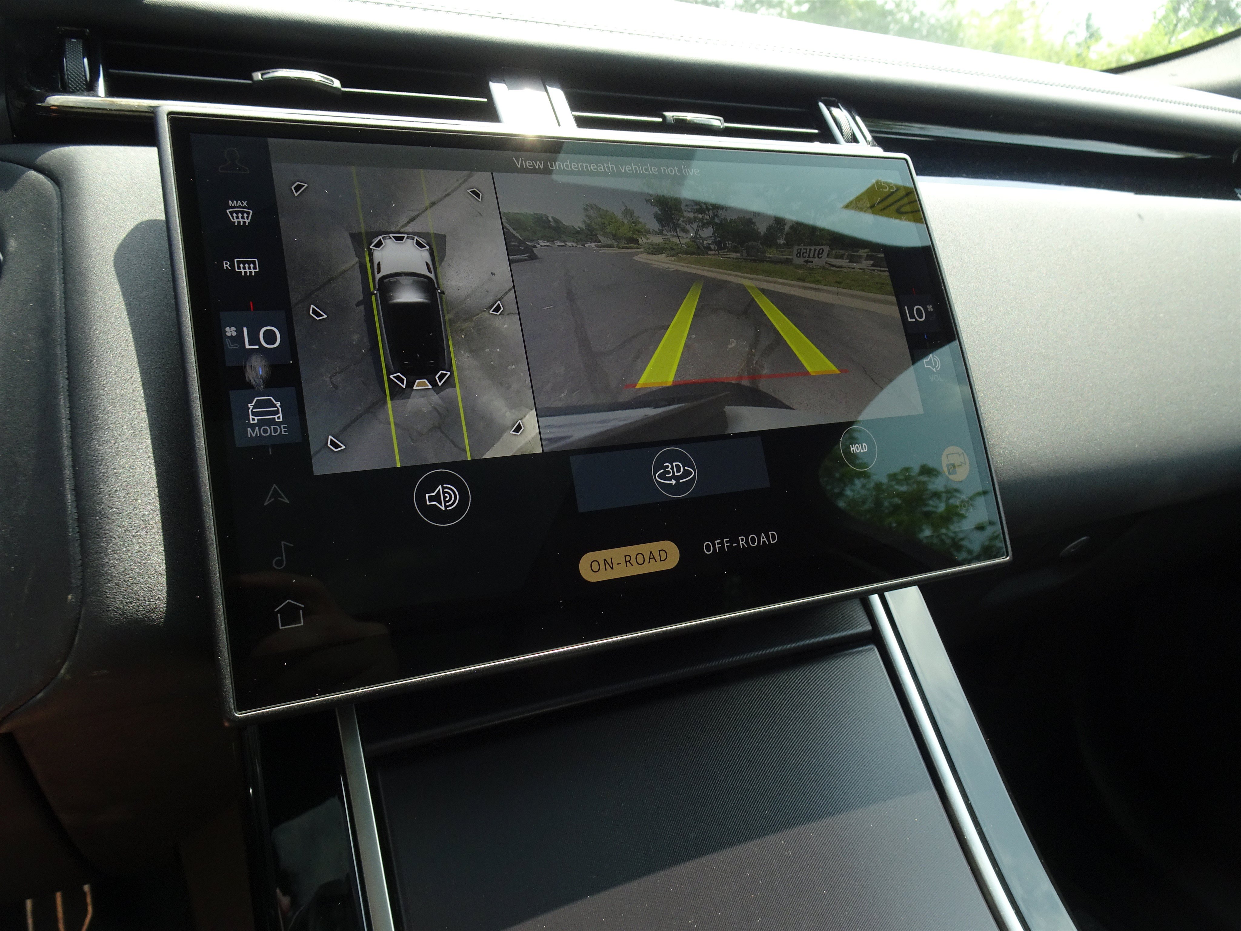 Certified 2026 Land Rover Range Rover Velar Dynamic SE AWD/4WD image 4