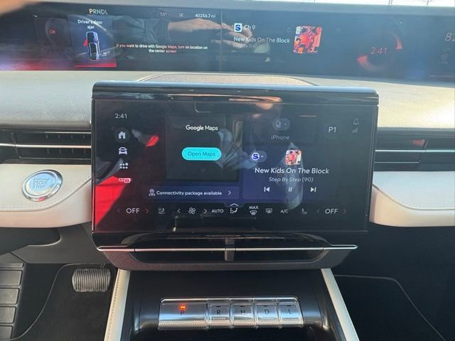 Used 2024 Lincoln Nautilus Reserve image 16