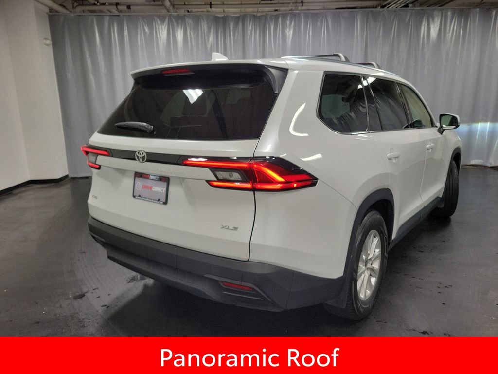 Used 2024 Toyota Grand Highlander XLE image 8