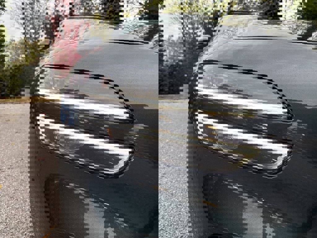 Used 2023 Genesis G70 2.0T w/ Sport Prestige Package image 37