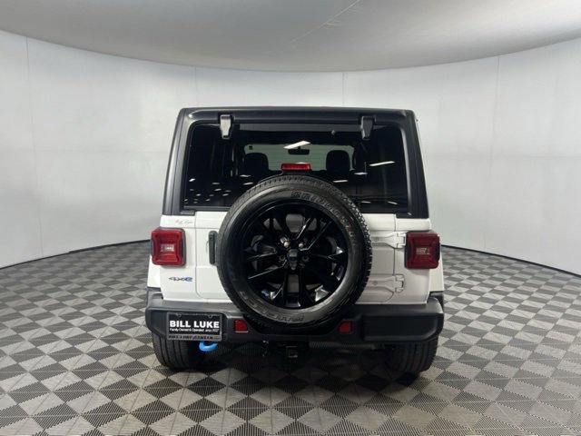 Used 2022 Jeep Wrangler Unlimited Sahara image 8