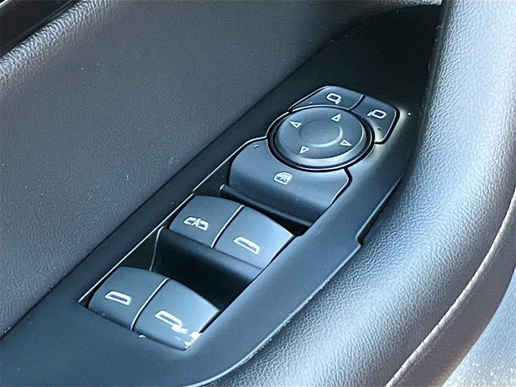 Used 2024 Chevrolet Blazer Premier w/ Driver Confidence II Package image 18