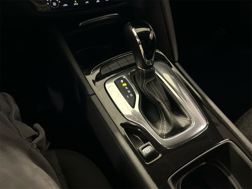 Used 2019 Buick Regal Preferred image 25
