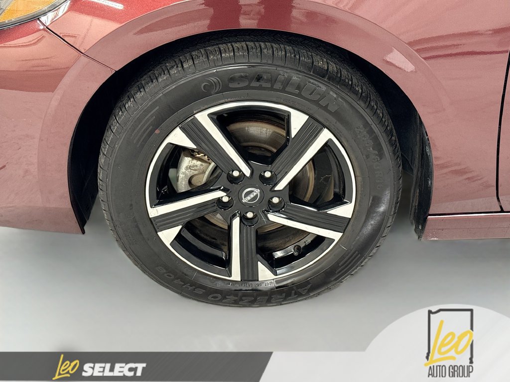 Used 2024 Nissan Sentra SV FWD image 31