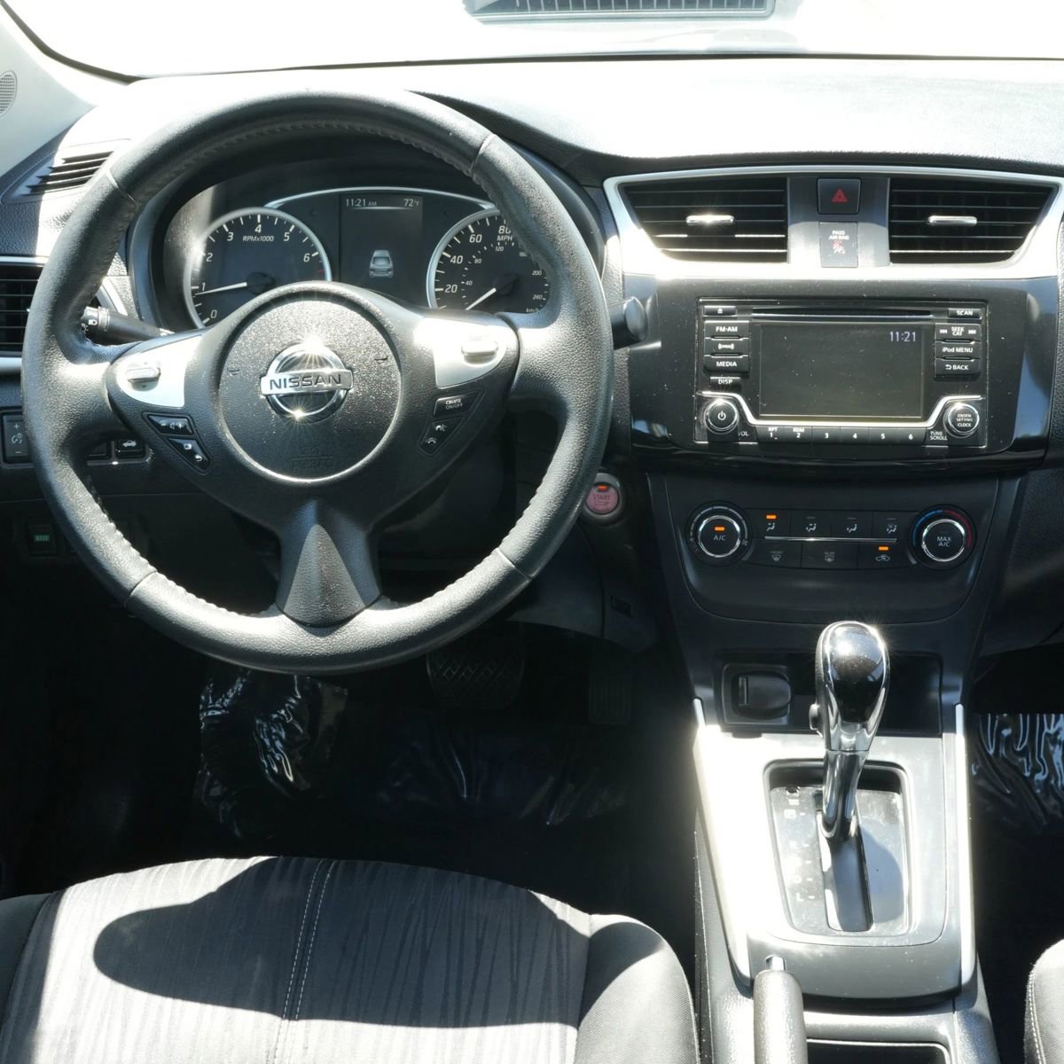 Used 2017 Nissan Sentra SV FWD image 5