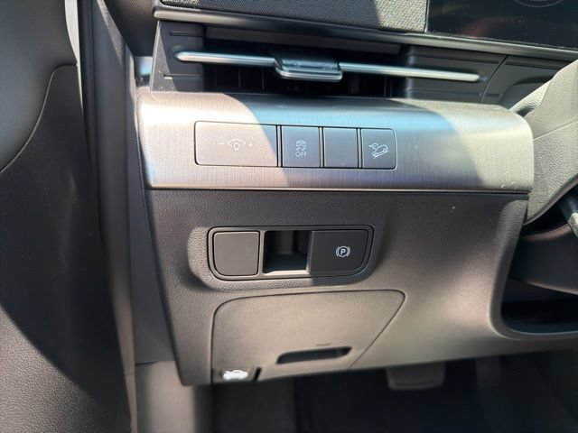 New 2026 Hyundai Kona SEL Premium FWD image 13
