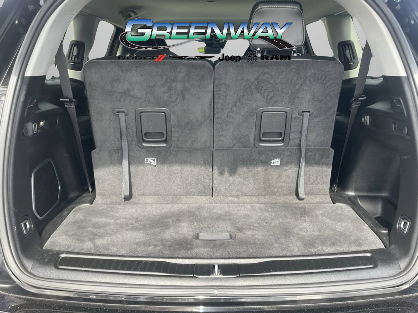 Used 2022 Jeep Grand Cherokee L Limited AWD/4WD image 8