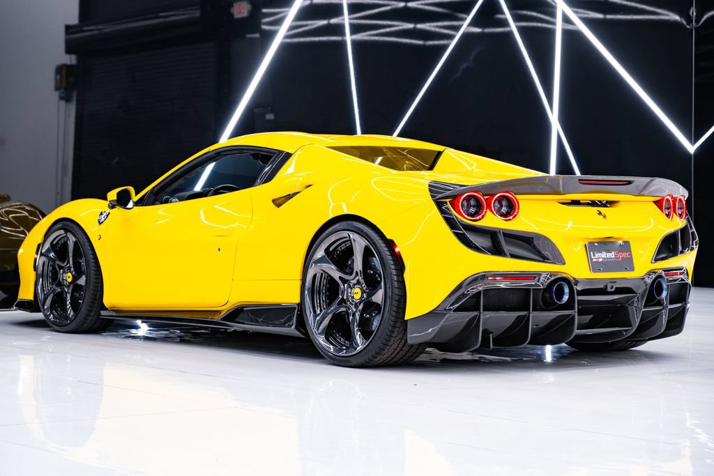 Used 2021 Ferrari F8 Tributo RWD image 24