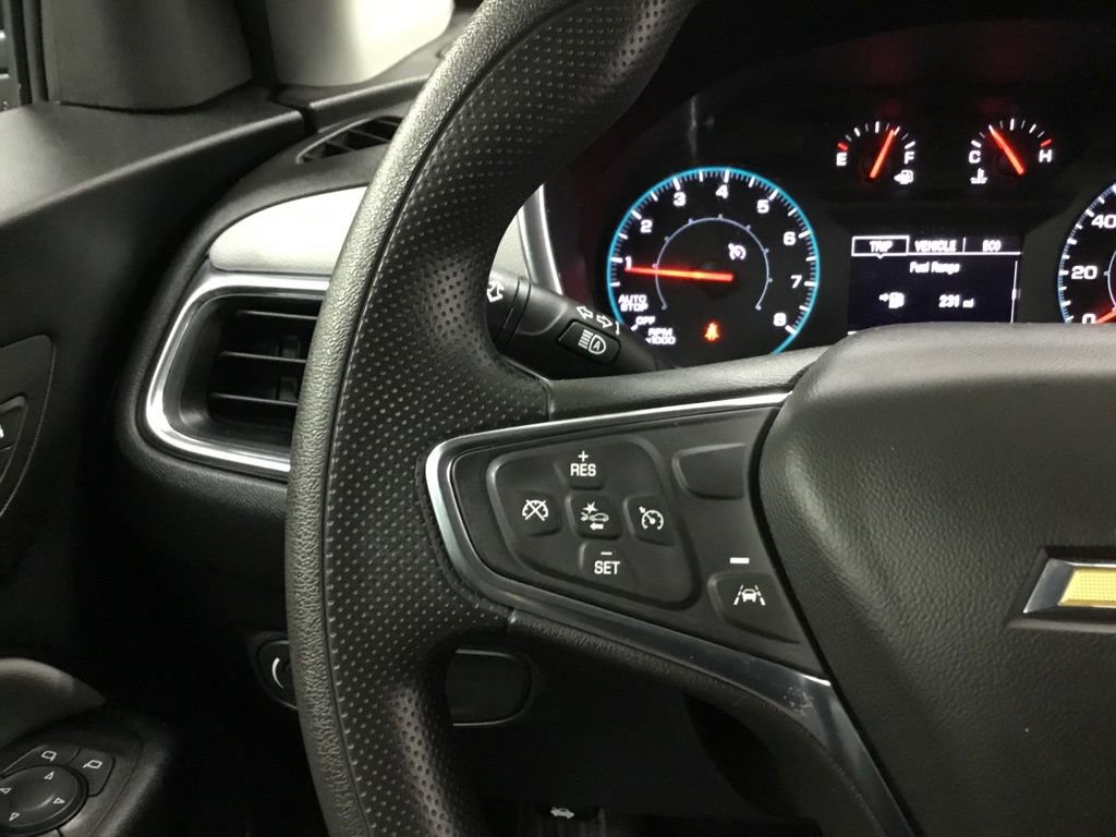 Used 2023 Chevrolet Equinox LS image 35