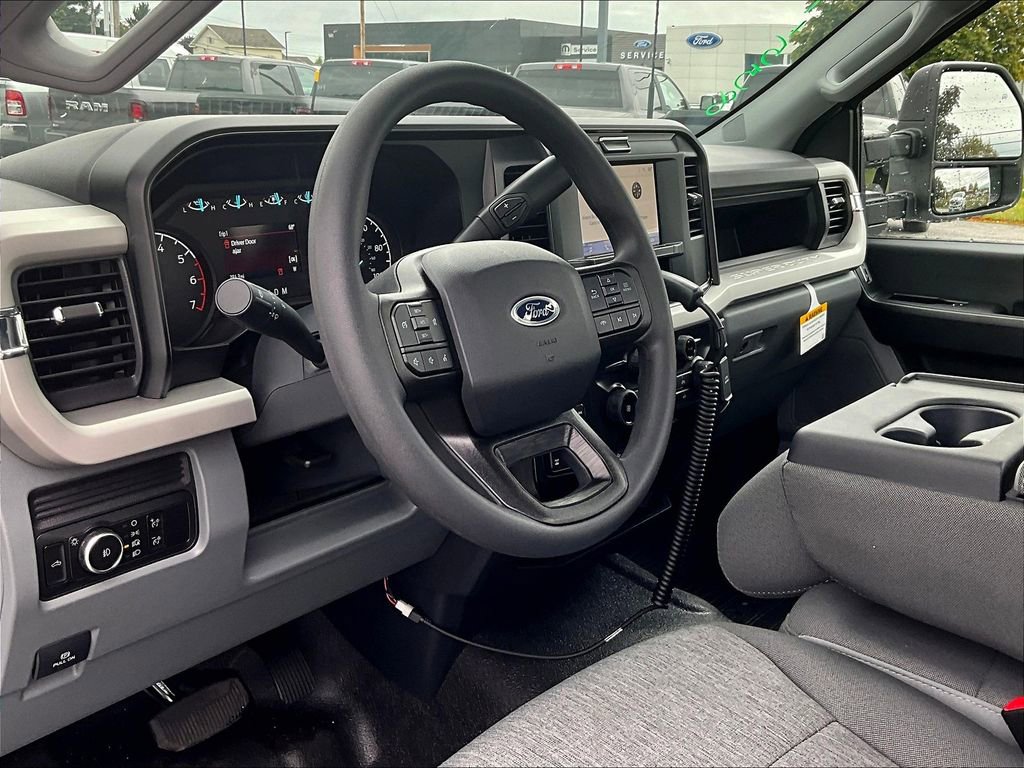 New 2026 Ford F350 XL w/ XL Chrome Package image 9