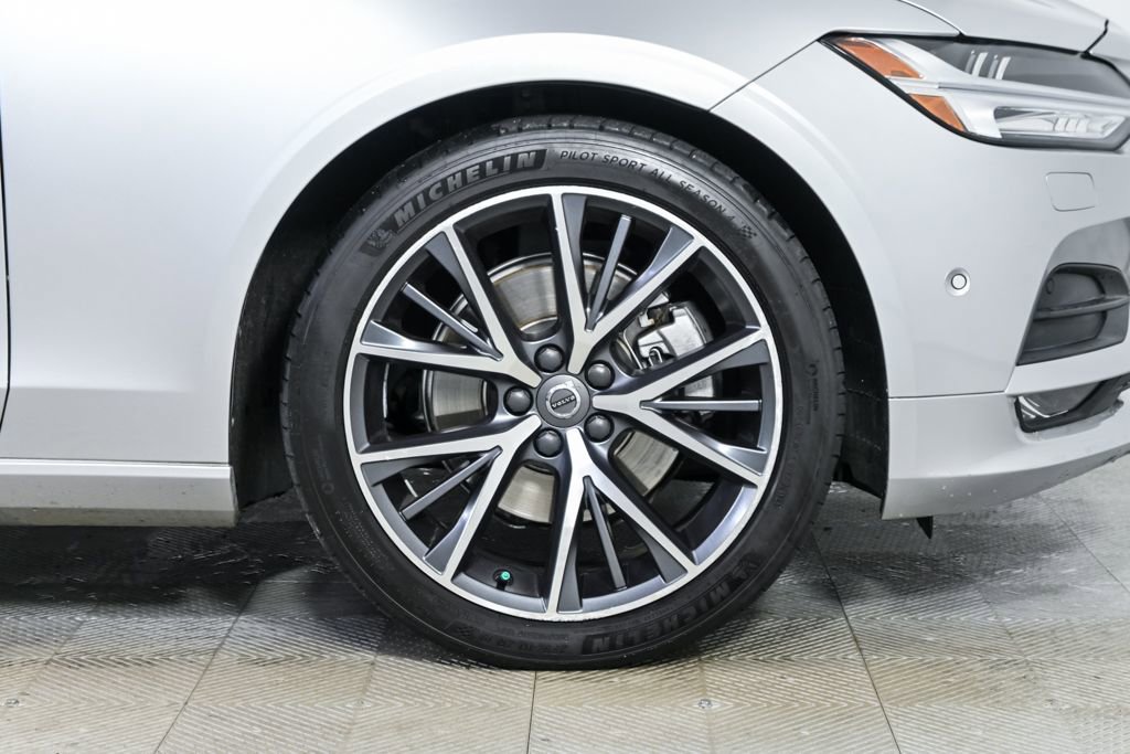 Used 2018 Volvo S90 T5 Momentum w/ Convenience Package AWD/4WD image 37