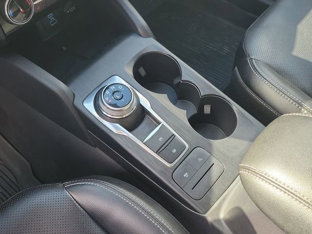 Certified 2022 Ford Escape SEL w/ Technology Package AWD/4WD image 26