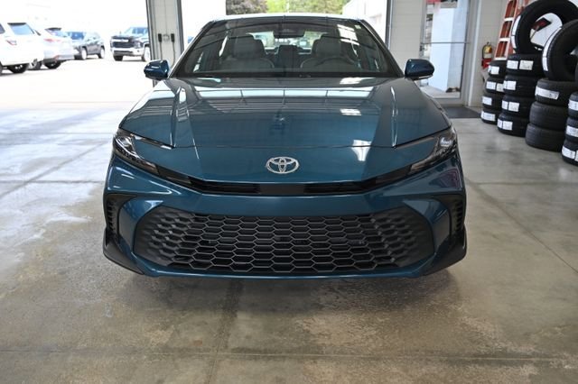 New 2026 Toyota Camry SE w/ Multimedia Upgrade Package FWD image 2