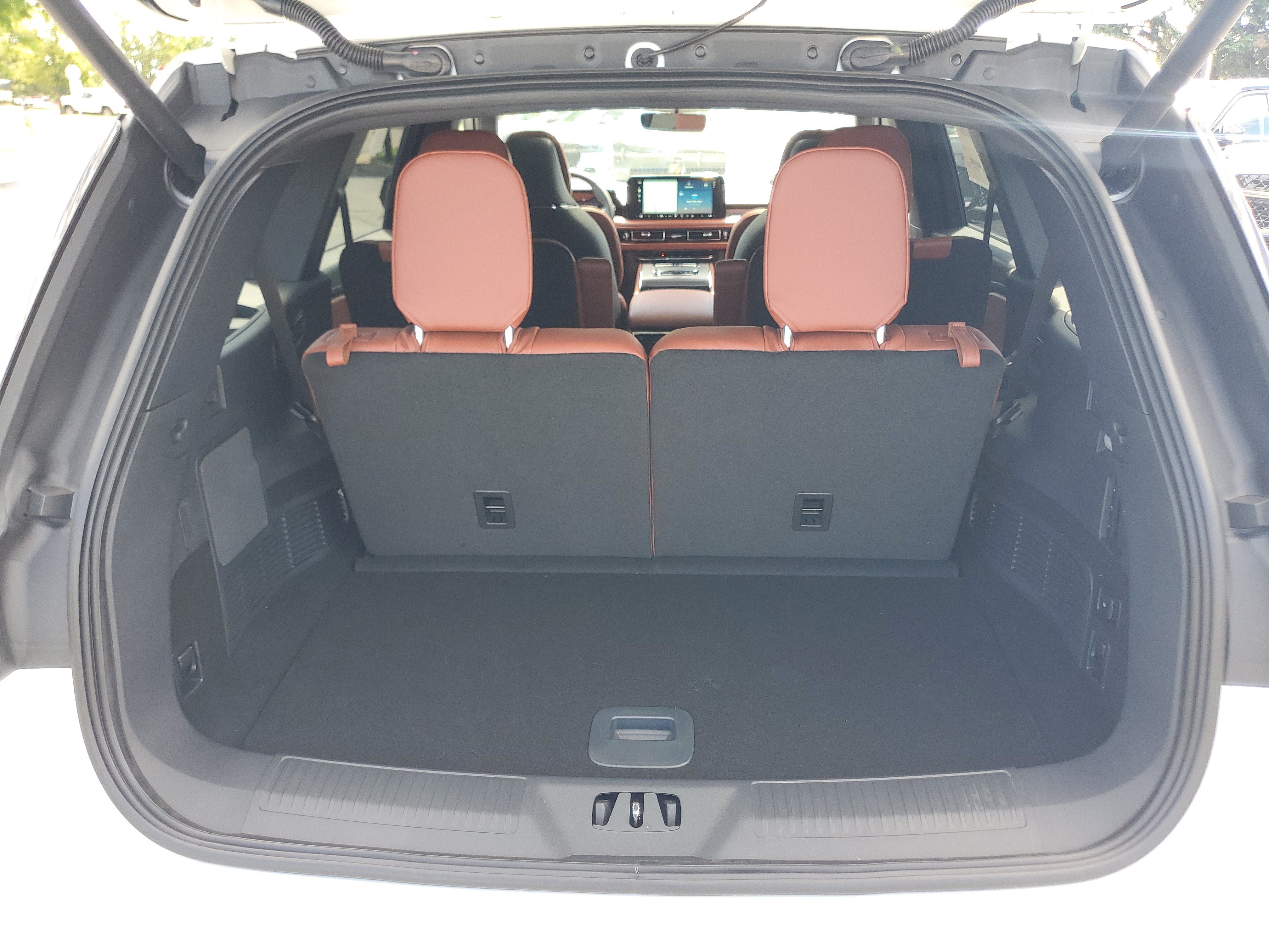 New 2026 Lincoln Aviator Reserve AWD/4WD image 28