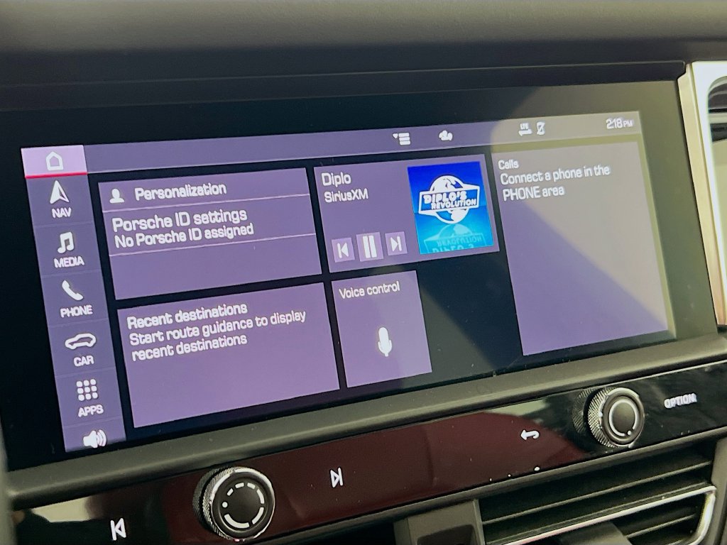 Certified 2024 Porsche Macan S AWD/4WD image 15