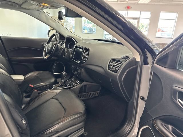 Used 2020 Jeep Compass Limited AWD/4WD image 22