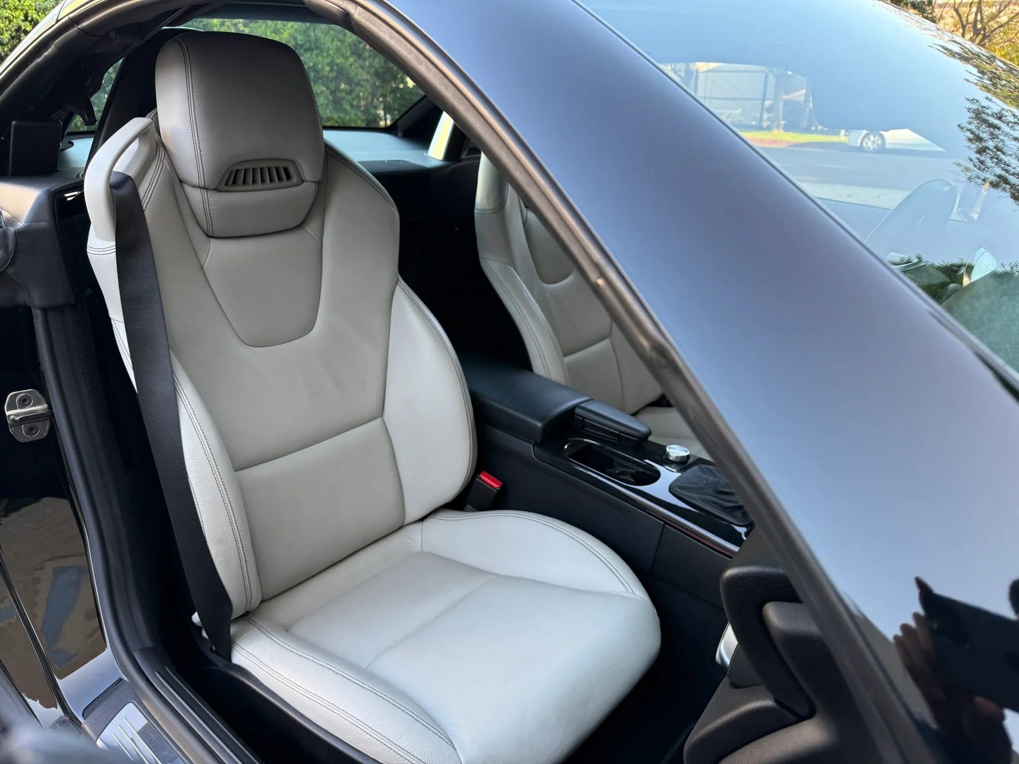 Used 2013 Mercedes-Benz SLK 250 image 24