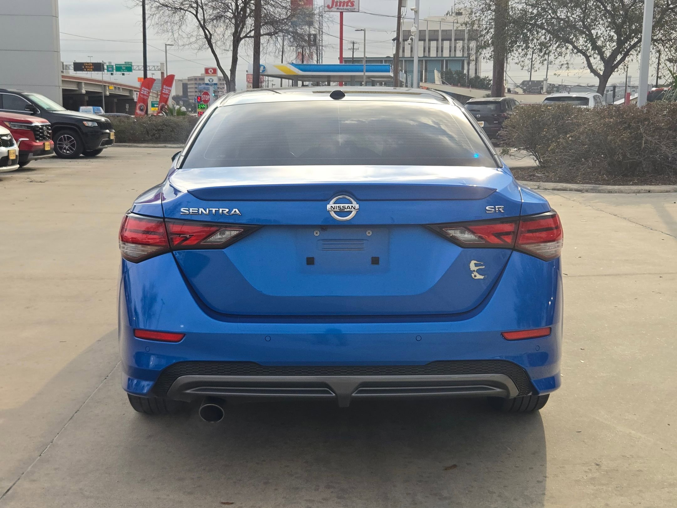 Certified 2023 Nissan Sentra SR image 4