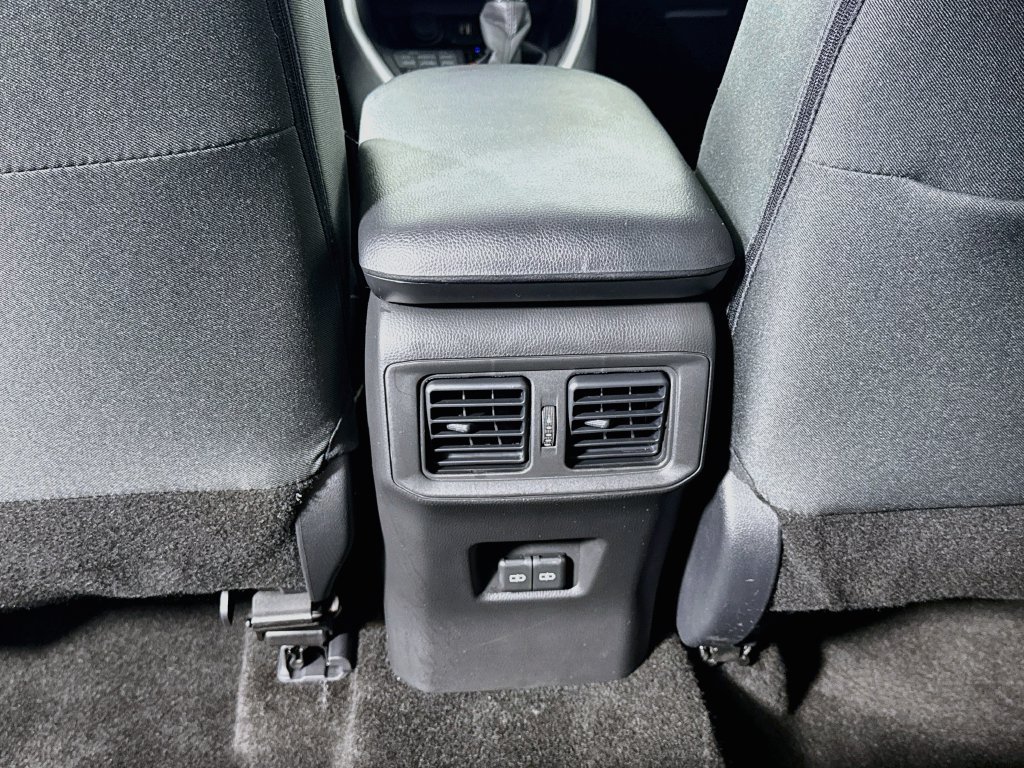 Used 2025 Toyota RAV4 XLE w/ Weather Package AWD/4WD image 25