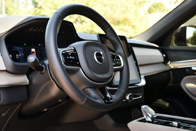 New 2026 Volvo XC90 B6 Plus w/ Protection Package AWD/4WD image 11