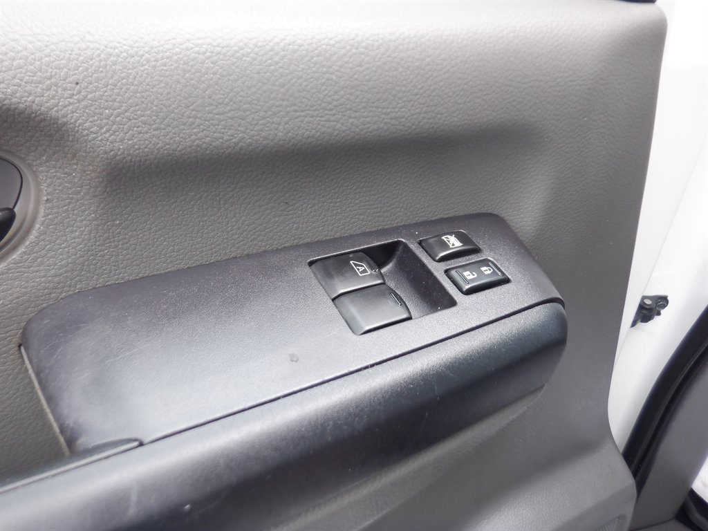 Used 2020 Nissan NV 2500 SV image 12