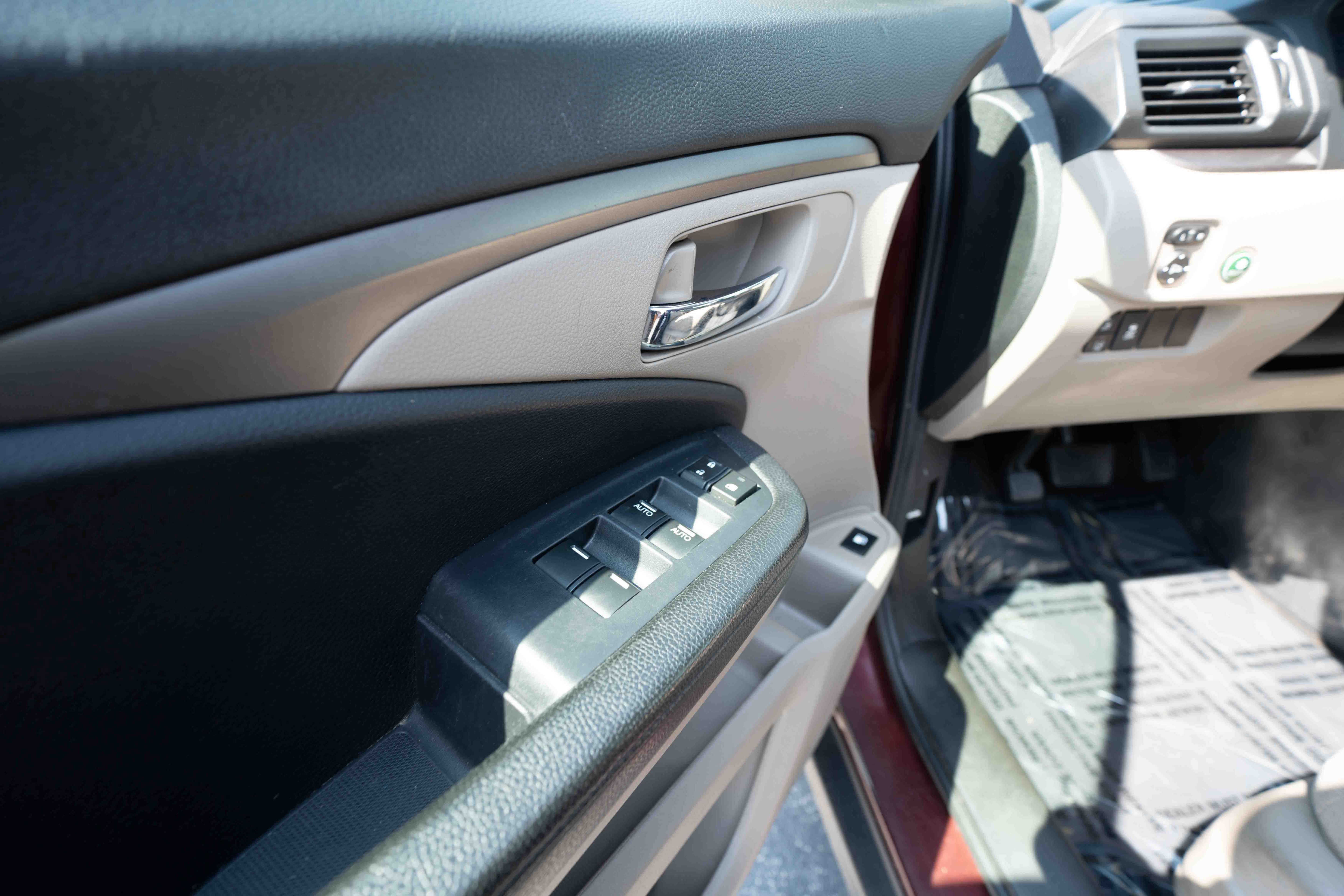 Used 2021 Honda Pilot EX image 7