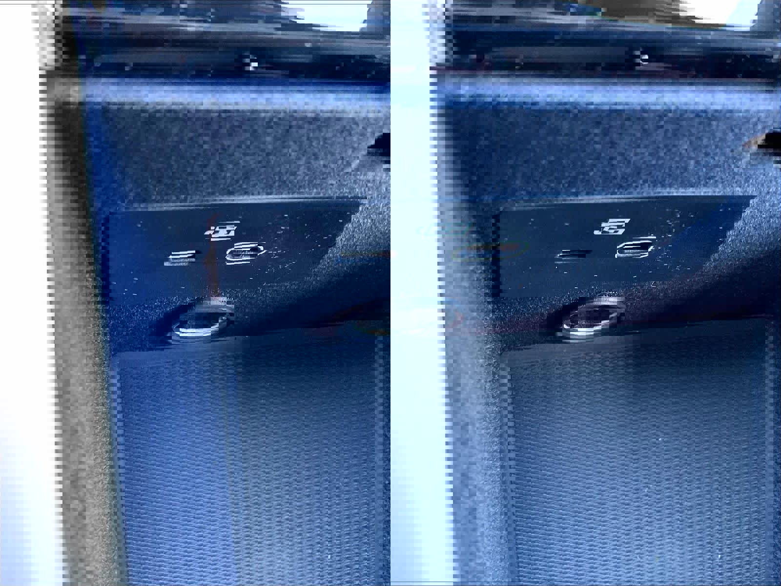 New 2026 Volvo XC90 T8 Plus w/ Protection Package Premier image 23