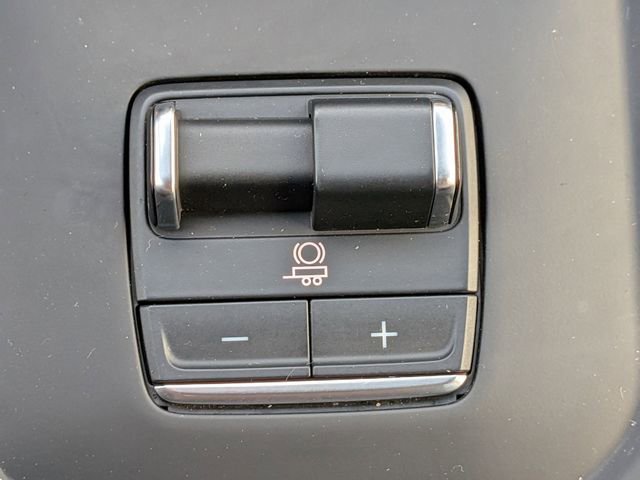 Used 2024 GMC Sierra 3500 Denali Ultimate image 30