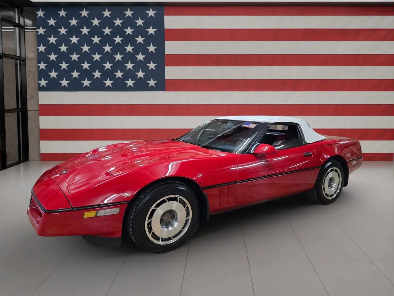 Used 1987 Chevrolet Corvette 2D Convertible image 1