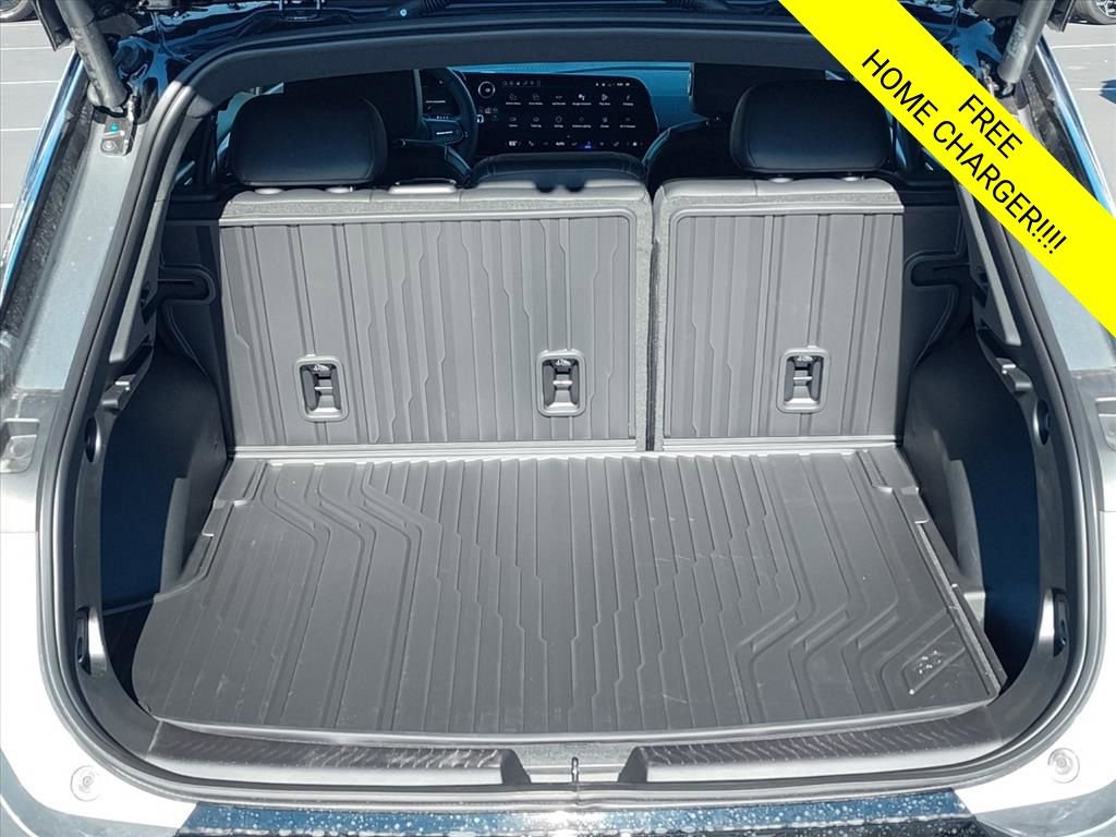 New 2026 Chevrolet Equinox EV RS image 9