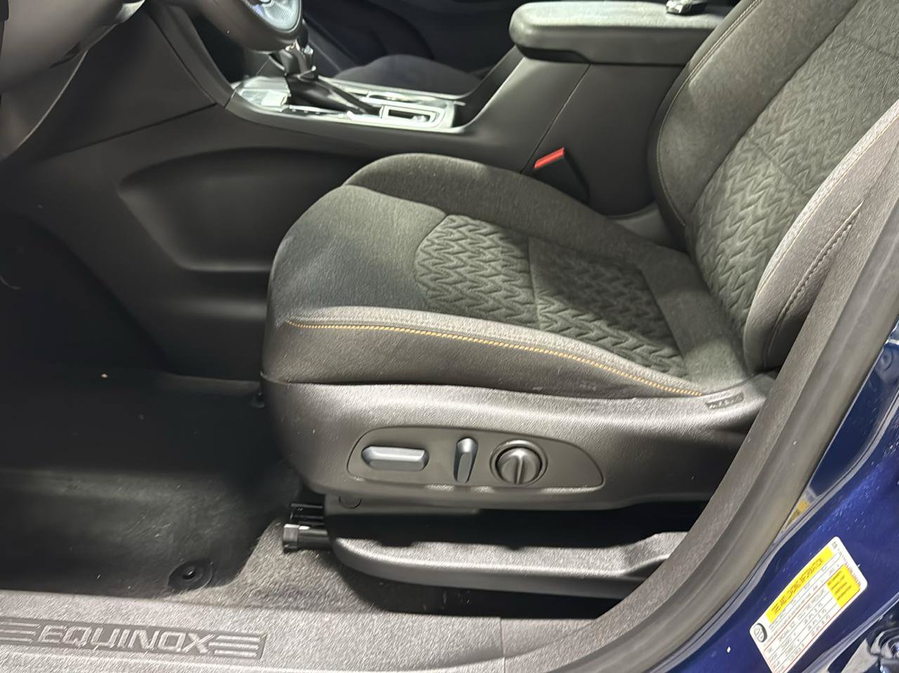 Used 2022 Chevrolet Equinox LT FWD image 7