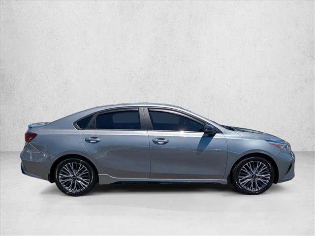 Used 2022 Kia Forte GT-Line w/ GT-Line Premium Package FWD image 4